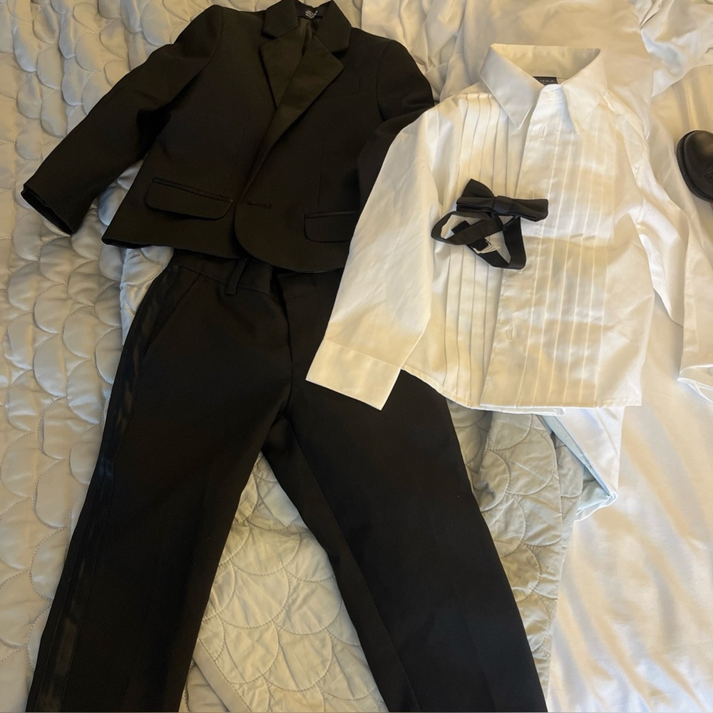 Nautica Boys' 4-Piece Tuxedo Set with Dress Shirt, Jacket, Pants, Bow tie 2T
